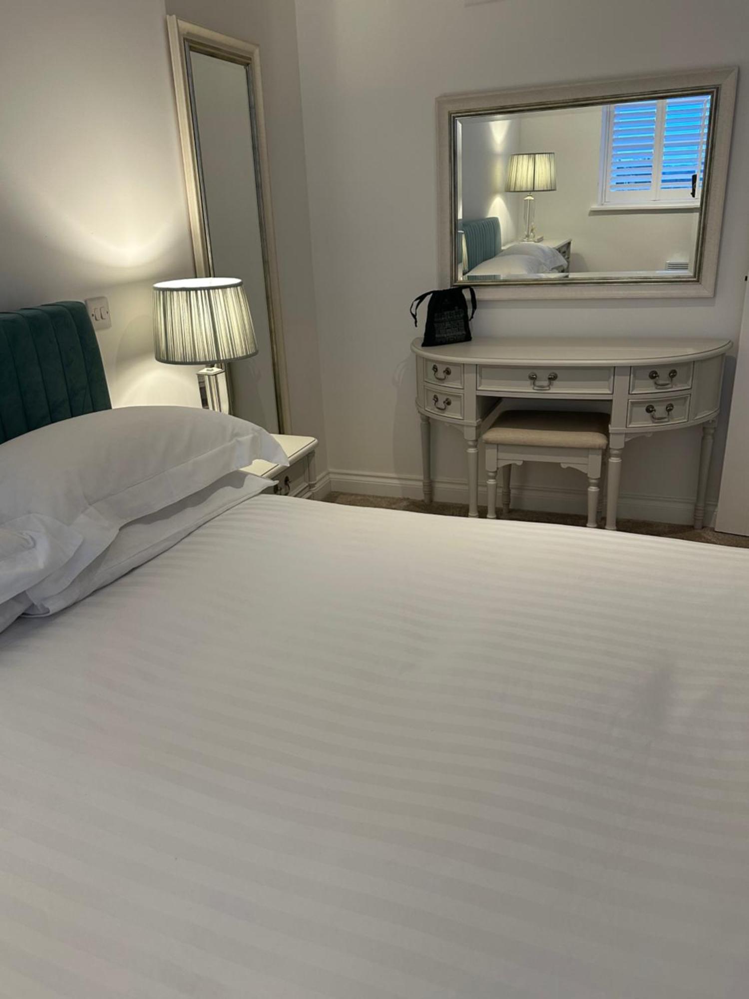 Luxury Moffat Apartment - High End Furnishing Buitenkant foto