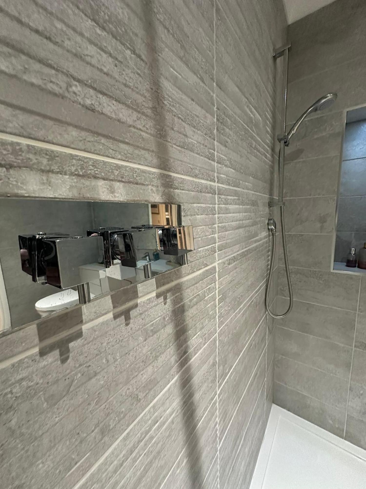 Luxury Moffat Apartment - High End Furnishing Buitenkant foto